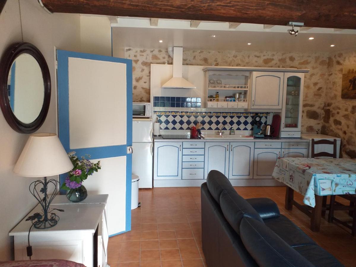 Gite Moulin De Ludieras Busserolles Экстерьер фото