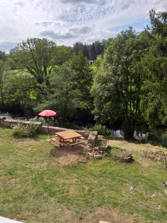 Gite Moulin De Ludieras Busserolles Экстерьер фото