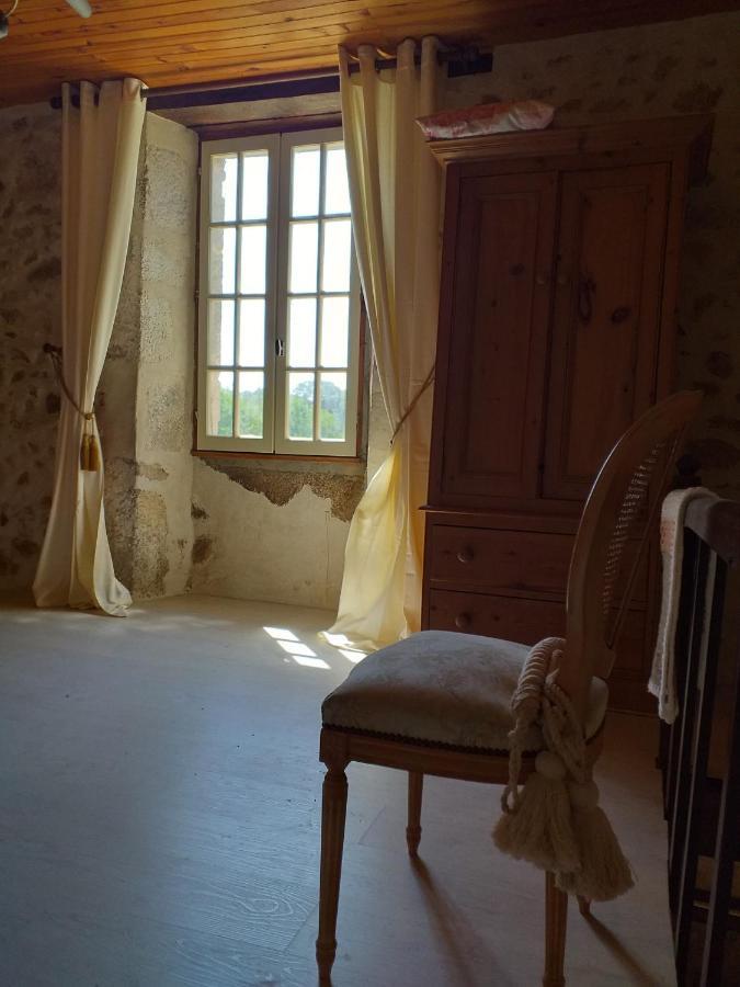 Gite Moulin De Ludieras Busserolles Экстерьер фото